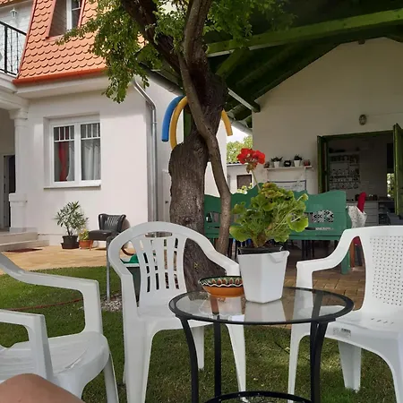 Rebeka Holiday home Zamardi